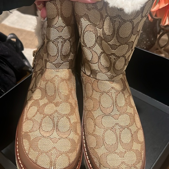 dark and light brown - Picture 11 of 11